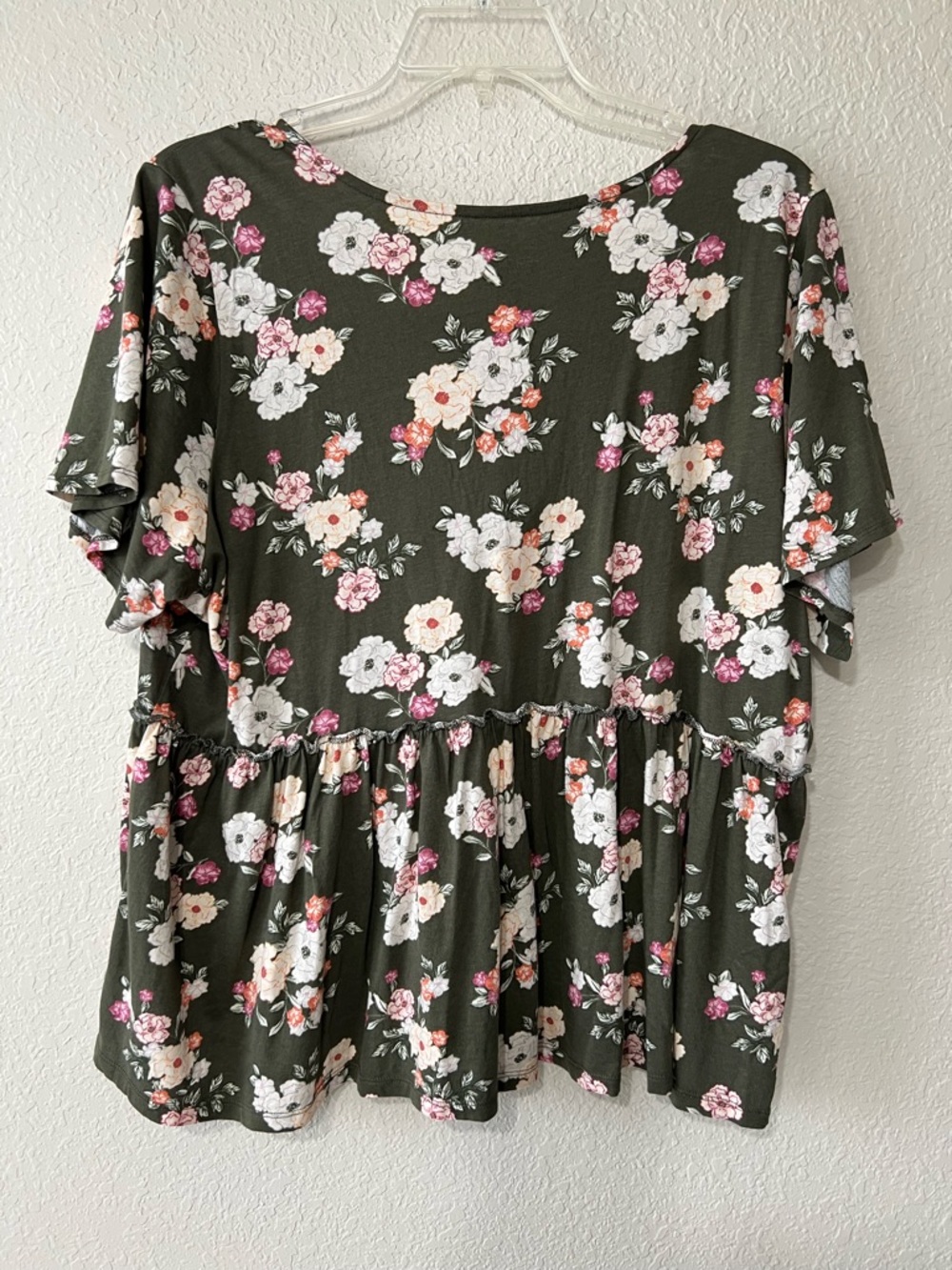 Torrid Size 2X Heritage Knit Tie-front Babydoll Top Short Sleeve Green Floral - Picture 4 of 4